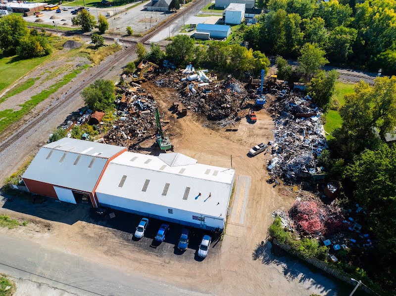 Jacksonville Iron, Inc. at 739 E Lafayette Ave, Jacksonville, IL 62650