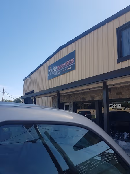 TWISTED METAL RECYCLING AND AUTO PARTS at 5112 Old US Hwy 41, Palmetto, FL 34221