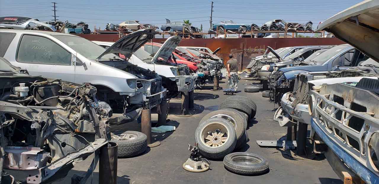 California Auto Wrecking Inc at 9365 Glenoaks Blvd, Sun Valley, CA 91352