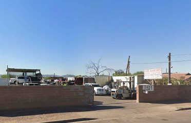 Los Amigos Auto Salvage at 921 W Magnolia St, Phoenix, AZ 85007