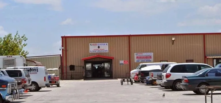 HOUSTON AUTO RECYCLERS SELF SERVICE JUNKYARD