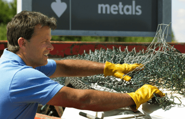 Bailey Recycling & Scrap Metals Recycling center at 4120 NE Seward Ave