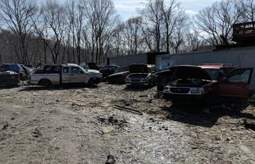 Banks Recyclers Salvage yard at 1046 Conowingo Rd