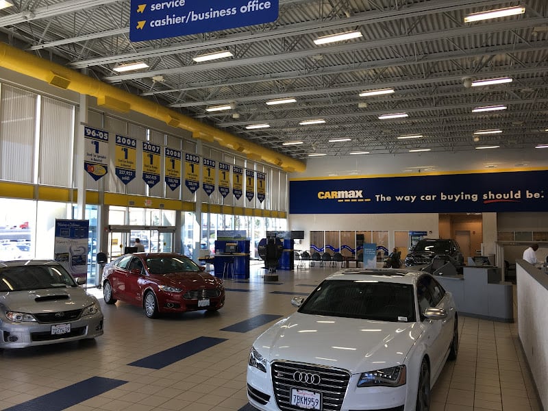 CarMax at 6100 Auto Center Dr, Buena Park, CA 90621