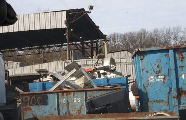 Davis Iron & Metal Inc Recycling center at 2610 Wheeler Ave
