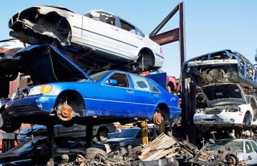 Lock Junk Cars Scrap metal dealer at 1941 Williamstown Erial Rd