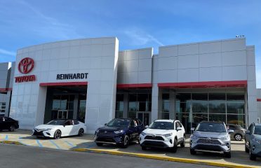 Reinhardt Toyota Parts Store Auto parts store at 911 Eastern Blvd