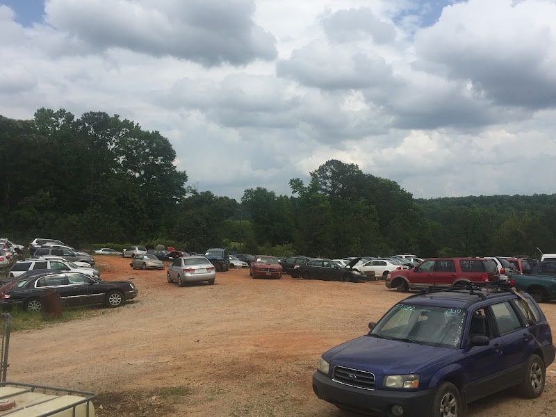 Woodstock Auto Salvage Salvage yard at 25498 AL-5