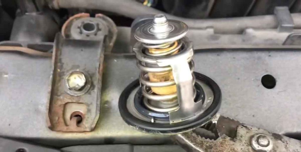 How to replace a car thermostat