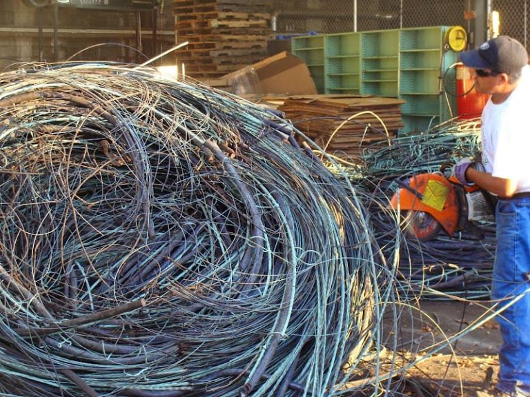 611 Metals Recycling at 2509 Wyandotte Rd Willow Grove PA 19090 2 768x576