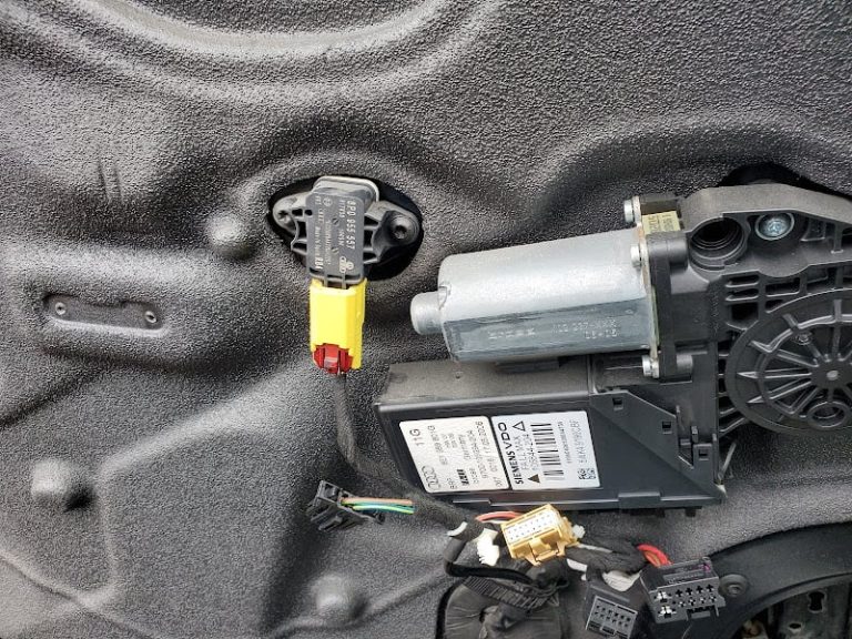 Allen Range Rd Used Auto Parts at 13 Allen Range Rd Freeport ME 04032 3 768x576