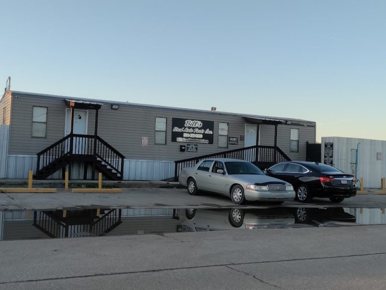 Billaposs Used Auto Parts at 10301 Old Gentilly Rd New Orleans LA 70127 3 768x576