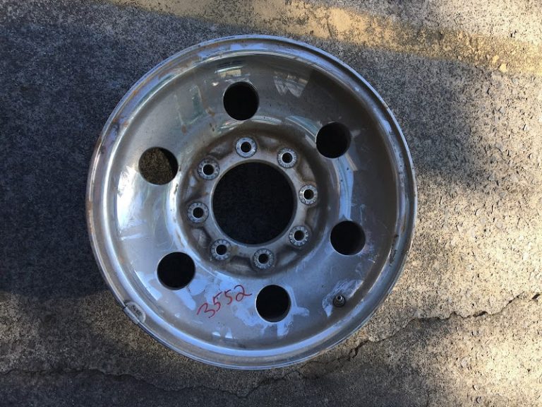 Crest Auto Truck Equipment at 640 Joe Frank Harris Pkwy SE Cartersville GA 30120 1 1 768x576