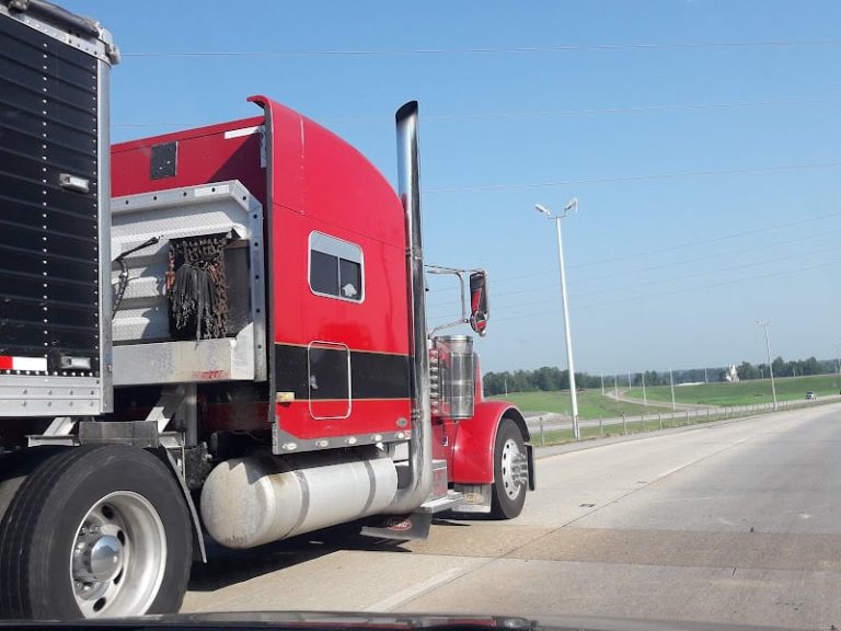 Greggaposs Auto Salvage at 1715 Strawfloor Dr Jonesboro AR 72404 2 1 768x576