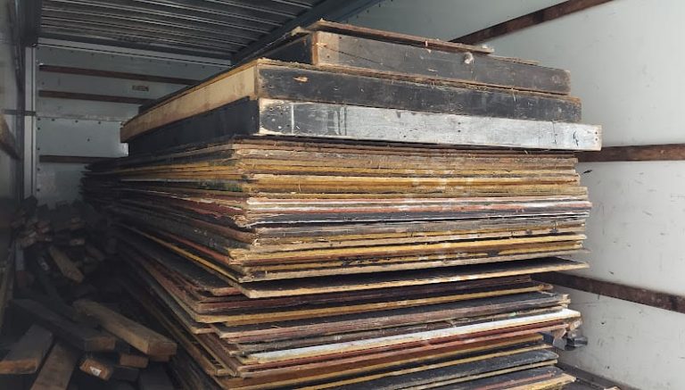 Taylor Auto Salvage at 16211 Pardee Rd Taylor MI 48180 2 768x437